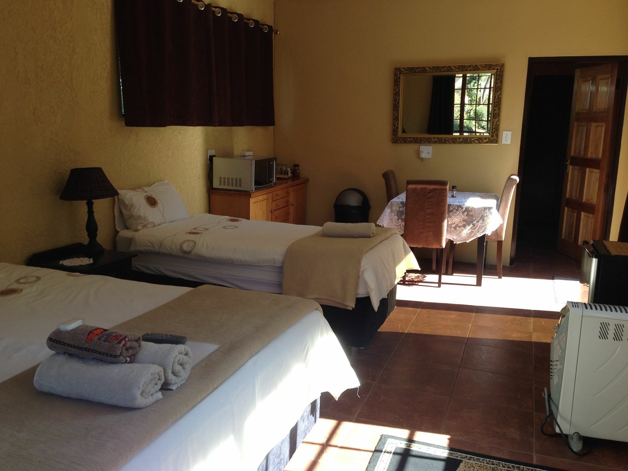 אידנווייל Eagle Crest Executive Lodge מראה חיצוני תמונה